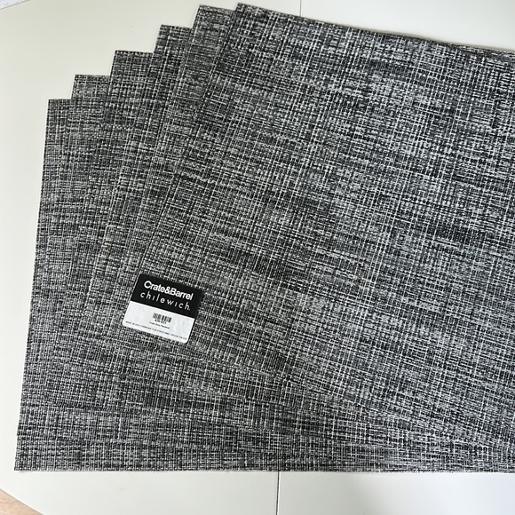 6 Chilewich Placemats from Crate and Barrel - Picture 3 of 3
